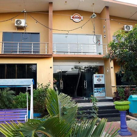 Heeran Re-Treat Resort Sasan Gir Exterior foto