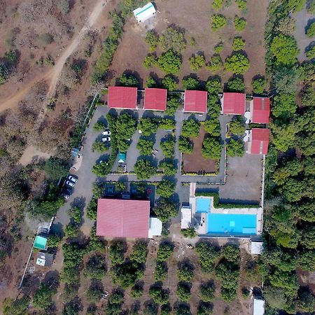 Heeran Re-Treat Resort Sasan Gir Exterior foto